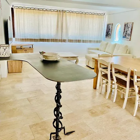 Villa Ibiscus Cannigione